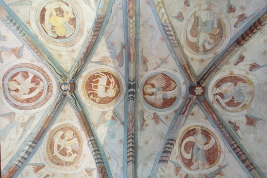 Deckenmalerei im Chor der Notburgakirche